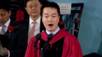 何江在哈佛演讲。资料图 - 长沙新闻网
