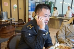 【走基层·除夕】岳麓区城管执法中队：一桌来不及吃的“团年饭” - 长沙新闻网