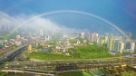 美丽惊艳！长沙雨过天晴后彩虹横跨城市天际 - 新浪湖南
