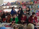 湘西州：谭艳林走进米兰——小手工织品做成脱贫致富大产业 - 妇女联