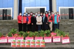 1市妇联组织巾帼志愿者为援鄂医护人员赠送第五批暖心蔬菜.JPG - 妇女联