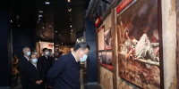 学习进行时 | 习近平凝视的这幅油画，背后的故事让人泪崩 - News.HunanTv.Com