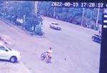 8月19日17时28分，浩浩骑自行车到达娄底市区。 - 新浪湖南